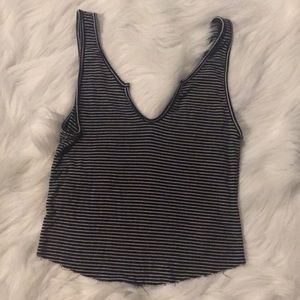 Tank top/ crop top : stripped